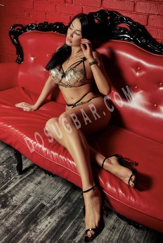Вика, 33 Вика, 33