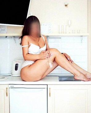 Карина, 24